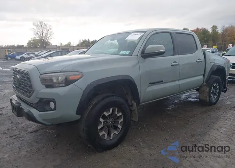 2022 Toyota Tacoma Trd Off Road z USA, uszkodzony, nr VIN 3TMCZ5AN8NM504388